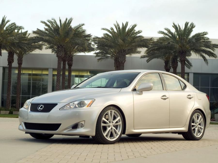  Lexus IS350 2005 года  (фото 70 из 82)